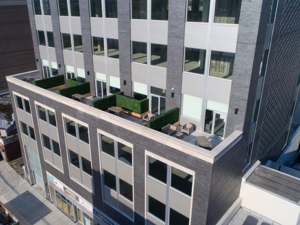Exterior 01